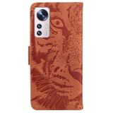 Peňaženkové kožené puzdro Tiger na Xiaomi 12 Pro - Hnedá