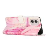 Peňaženkové kožené puzdro Painted Marble Pattern na Moto G73 5G - Ružovozlatá