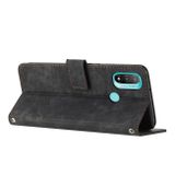 Peňaženkové kožené puzdro Skin Feel Stripe na Motorola Moto E20 / E30 / E40 - Čierna