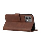 Peňaženkové kožené puzdro Calf Buckle na Motorola Edge 40 Neo - Hnedá