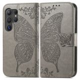 Peňaženkové kožené puzdro Butterfly Love na Samsung Galaxy S24 Ultra 5G - Sivá
