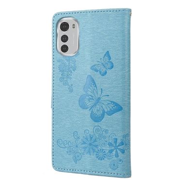 Peňaženkové kožené puzdro Grainy Butteflies Embossing na Moto E32 - Modrá